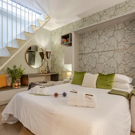 Terrace Loft Colosseum Apartment *